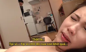Anh nhân viên vừa gọi người vợ vừa nắc nữ trưởng phòng dâm đãng